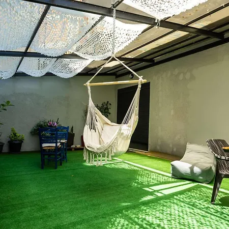 The Grand Loft 31 *